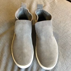 Dolce Vita gray suede sneakers size 7